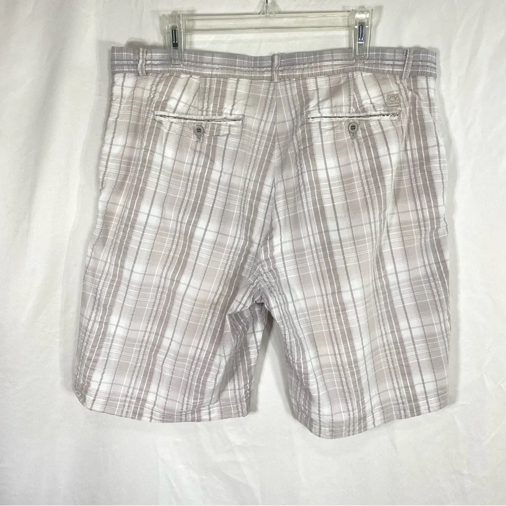 Calvin Klein Men’s Plaid Seersucker Shorts
